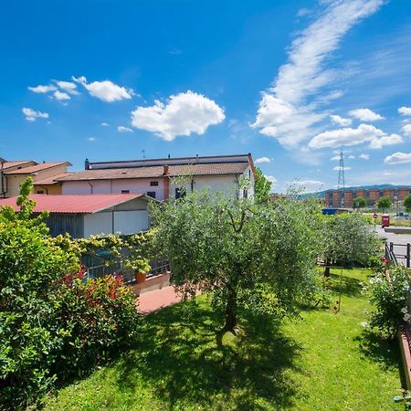 Bed & Breakfast Profumo D'Estate Agliana Exterior photo