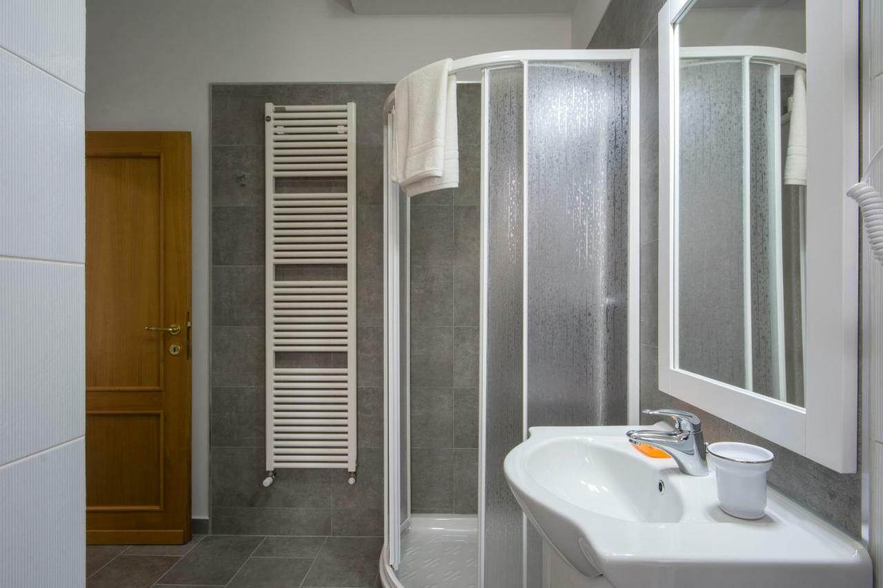 Bed & Breakfast Profumo D'Estate Agliana Exterior photo