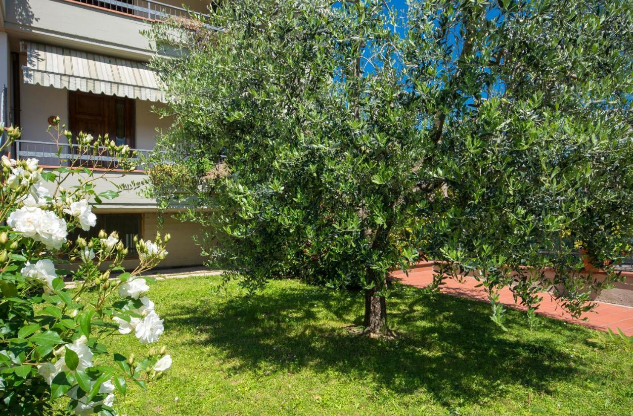 Bed & Breakfast Profumo D'Estate Agliana Exterior photo